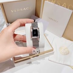 Versace Greca Icon |Nữ Giới |Mặt Chữ Nhật Đen |Đính Đá |Dây Lưới Silver |Máy Pin (Quartz) |Size 21x39mm