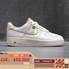 Nike Air Force 1 Low White Iridescent Swoosh CJ1646-100 SIZE 39 GIÀY 2HAND CHÍNH HÃNG PVN20711