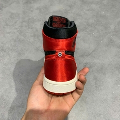 NIKE AIR JORDAN 1 RETRO HIGH OG SATIN BRED (WOMEN'S) FD4810 061 SIZE 36 GIÀY 2HAND CHÍNH HÃNG PVN20811