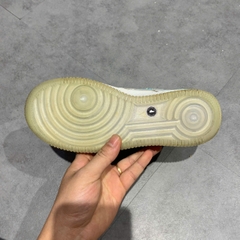NIKE AIR FORCE 1 LOW 'UNLOCK YOUR SPACE' (GS) FJ7691 191 SIZE 36 GIÀY 2HAND CHÍNH HÃNG PVN20680