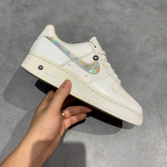 Nike Air Force 1 Low White Iridescent Swoosh CJ1646-100 SIZE 39 GIÀY 2HAND CHÍNH HÃNG PVN20711