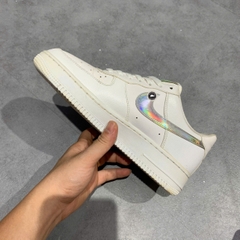 Nike Air Force 1 Low White Iridescent Swoosh CJ1646-100 SIZE 39 GIÀY 2HAND CHÍNH HÃNG PVN20711