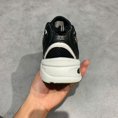 NEW BALANCE 530 'BLACK WHITE' MR530SD SIZE 42 GIÀY 2HAND CHÍNH HÃNG PVN21047