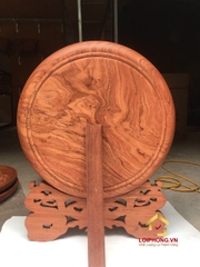 Đĩa gỗ trang trí mã đáo thành công bằng gỗ hương