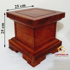 Ghế đôn gỗ vuông chạm khắc hoa sen bằng gỗ hương