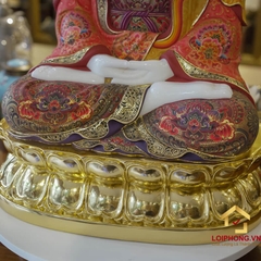 Tượng Phật Quan Âm Tỳ Lô bằng đá Bạch Ngọc tự nhiên vẽ gấm dát vàng