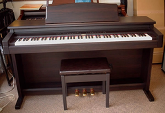 Piano điện Roland HP330