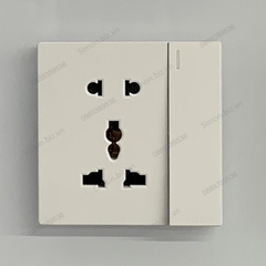 Bộ ổ cắm 3 chấu đa năng và ổ cắm 2 chấu thường kèm 1 công tắc  đơn 1 chiều mặt vuông màu trắng cao cấp Simon S6 581080