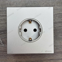 Bộ Ổ cắm Schuko đơn 16A màu Sâm panh (champagne) lắp đế âm chuẩn vuông cao cấp Simon S6 581687-46