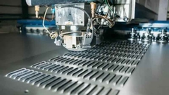 Những ưu điểm nổi bật khi chọn gia công cơ khí đột dập