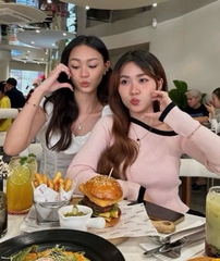 ÁO LEN Z.R CỔ THUYỀN ĐEN TRẮNG HỒNG NỮ THU ĐÔNG(XẢ 129k)