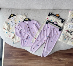 SET 2 BỘ DÀI BÉ GÁI LEN TĂM KEM TIM TÍM BE