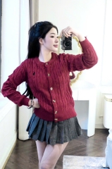 ÁO LEN ĐỎ MẬN VẶN THỪNG THÊU NGỰA NỮ