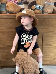 SET ÁO ĐEN QUẦN NÂU BÉ TRAI(XẢ 65k)