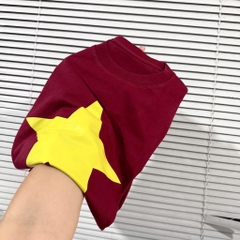 ÁO CỜ ĐỎ SAO VÀNG ĐỎ ĐẬM NỮ