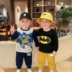 SET 2 BỘ BATMAN VÀNG ĐEN DÀI BÉ TRAI