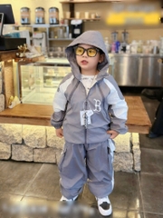 SET BỘ DÀI THỂ THAO B CÓ MŨ 2 MÀU BÉ TRAI (SALE 95k)