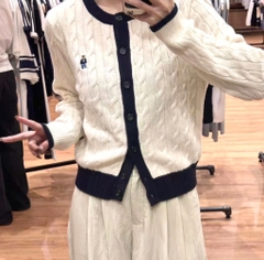 ÁO LEN CARDIGAN GẤU WHO TRẮNG VIỀN ĐEN NỮ THU ĐÔNG