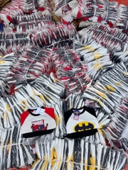 BỘ SIÊU NHÂN MARVAL DÀI TAY ĐỎ PHỐI GHI - BATMAN TRẮNG PHỐI ĐEN