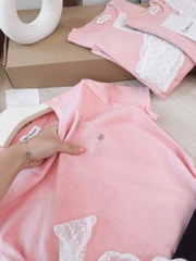 SET ÁO THUN HỒNG PHỐI CV ĐEN NỮ SẴN