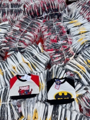 BỘ SIÊU NHÂN MARVAL DÀI TAY ĐỎ PHỐI GHI - BATMAN TRẮNG PHỐI ĐEN