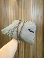 ÁO GIÓ LOGO MIU 4 MÀU NỮ THU ĐÔNG SẴN (SALE 85k)