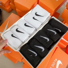 ĐỒ LÓT - TẤT NIKE NAM NỮ