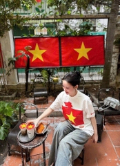 ÁO PHÔNG BỐ MẸ CON CỜ ĐỎ SAO VÀNG BẢN ĐỒ VN SẴN (xả 50k)