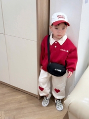 SET BỘ DÀI ÁO POLO ĐỎ PHỐI CỔ TRẮNG QUẦN NỈ TRẮNG BÉ TRAI BÉ GÁI