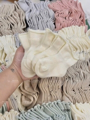 ĐỒ LÓT - TẤT NHIỀU MÀU CHO BÉ