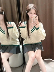 LEN ĐỎ KEM CỔ TIM VẶN THỪNG