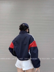 ÁO KHOÁC THÊU NGỰA PHỐI SỌC ĐỎ NỮ