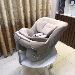 Ghế ngồi ô tô Combi Coccoro S