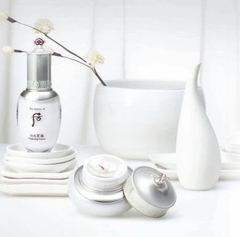 Tinh chất dưỡng trắng da The History of Whoo Gongjinhyang Seol Radiant White Essence 40ml