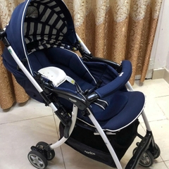 Xe đẩy Aprica Luxuna Bitte 4Cas xoay 360 độ