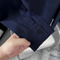 Áo Sơ Mi Tay dài Bigsize Trơn Logo thêu Gấu Màu Xanh đen