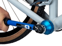 Park Tool BBT-47-16 | Bottom Bracket Tool - 16 Notch