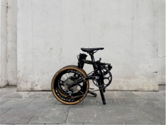 Xe đạp gấp ráp theo yêu cầu Fnhon Gust 16' phanh đĩa màu Đen ánh kim cổ cong