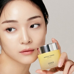 Kem dưỡng Ohui Miracle Toning Glow