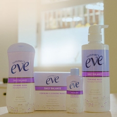 Sữa rửa vệ sinh phụ nữ