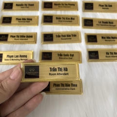 Bảng Tên Cố Định Viền Vàng Vẻ Đẹp Tinh Tế