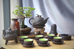 Bộ Ấm Chén Trà Gốm Tử Sa Cao Cấp Kèm Tiểu Cảnh Bonsai - Quà Tặng Sang Trọng Cho Không Gian Trà Đạo