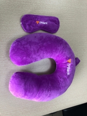 Gối tựa cổ in thêu logo theo yêu cầu - Ngân hàng TP Bank