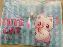 Bìa Sơ Mi Nút A4 Ngang Nhiều Hình (Giao Ngẫu Nhiên) (12 Cái/Xấp; 1200 cái/ Thùng)