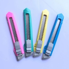 Dao Rọc Giấy (Bao Ni Lông) D803