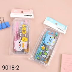 Bộ Compa (Bút Chì Bấm + Bộ Thước + Gôm) 9018-2 (12 Cái/Hộp; 18 Hộp/Thùng)