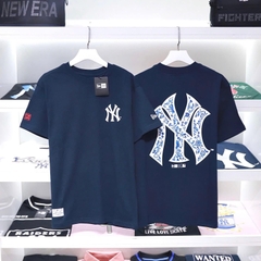 Áo Logo Hoạ Tiết