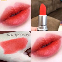 Son MAC Powder Kiss màu 303 Style Shocked Đỏ Cam