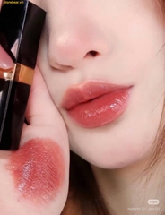 Son Chanel Rouge Coco Flash Màu 144 - cam đào đất