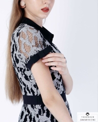 Đầm Kennet Cold Ren Cổ Sơ Mi Viền Đen